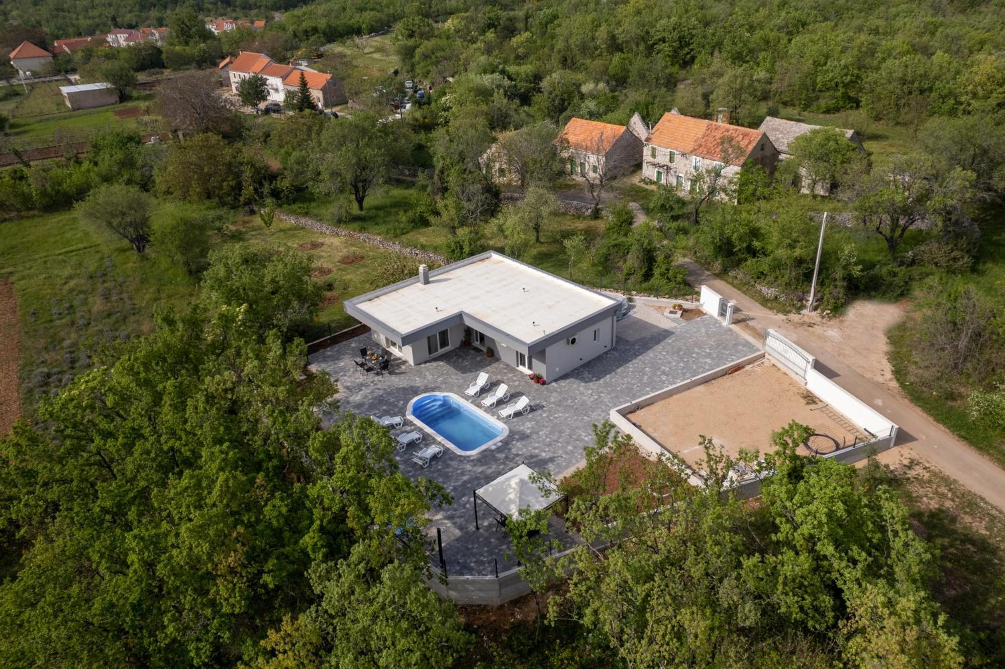 New Villa Nadalina Lovrec Exterior photo